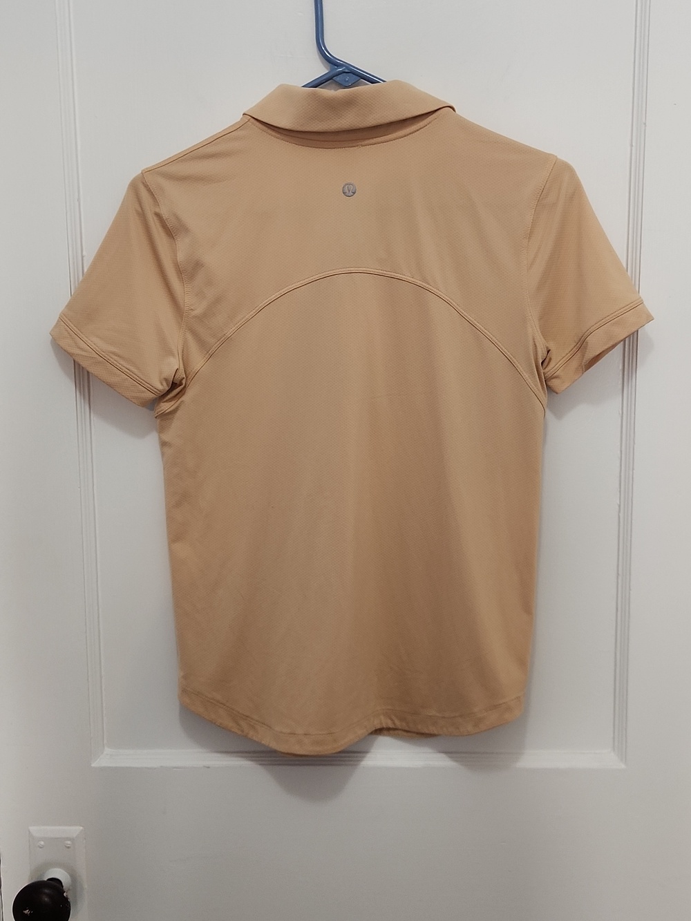 Lululemon Women's Tan Short Sleeve Stretch Polo Shirt Size 6 - Picture 2 of 9